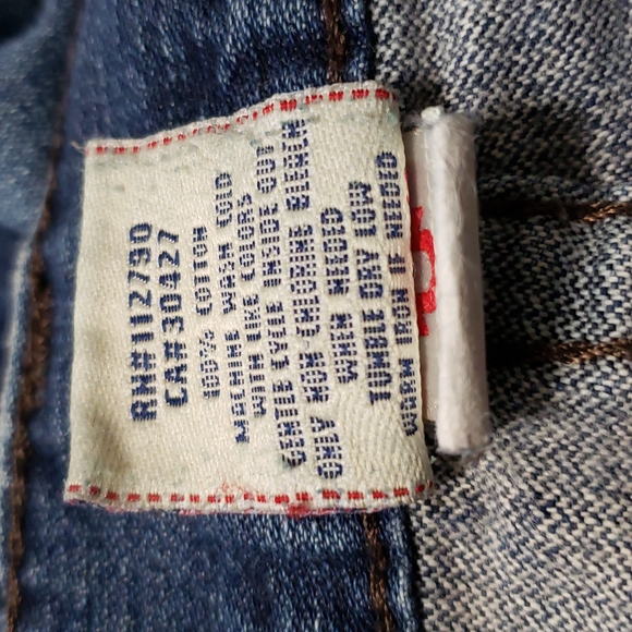 COPY - True Religion Rainbow Ricky Ripp distressed Jean's - Picture 12 of 14